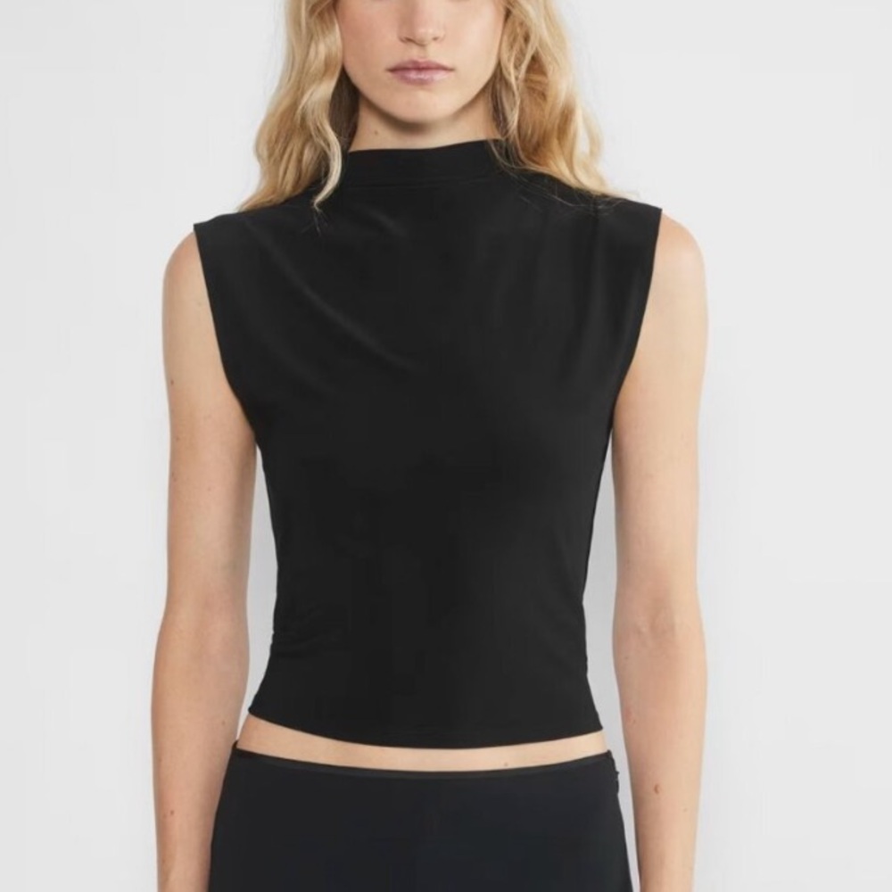 NWOT Aritzia Mock Neck Tank